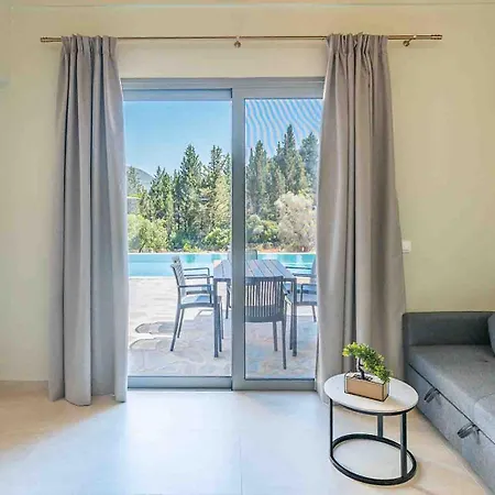 Villa Tsoutsis *